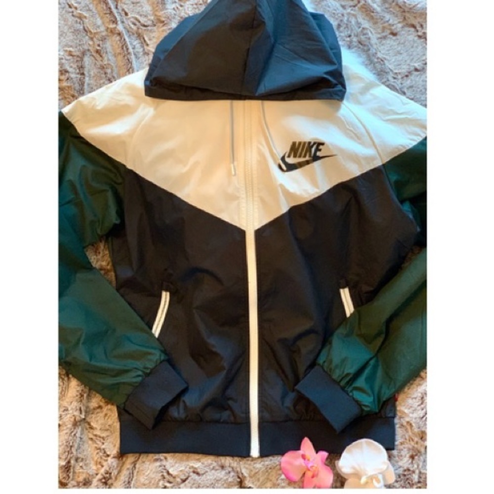 Nike Windbreaker